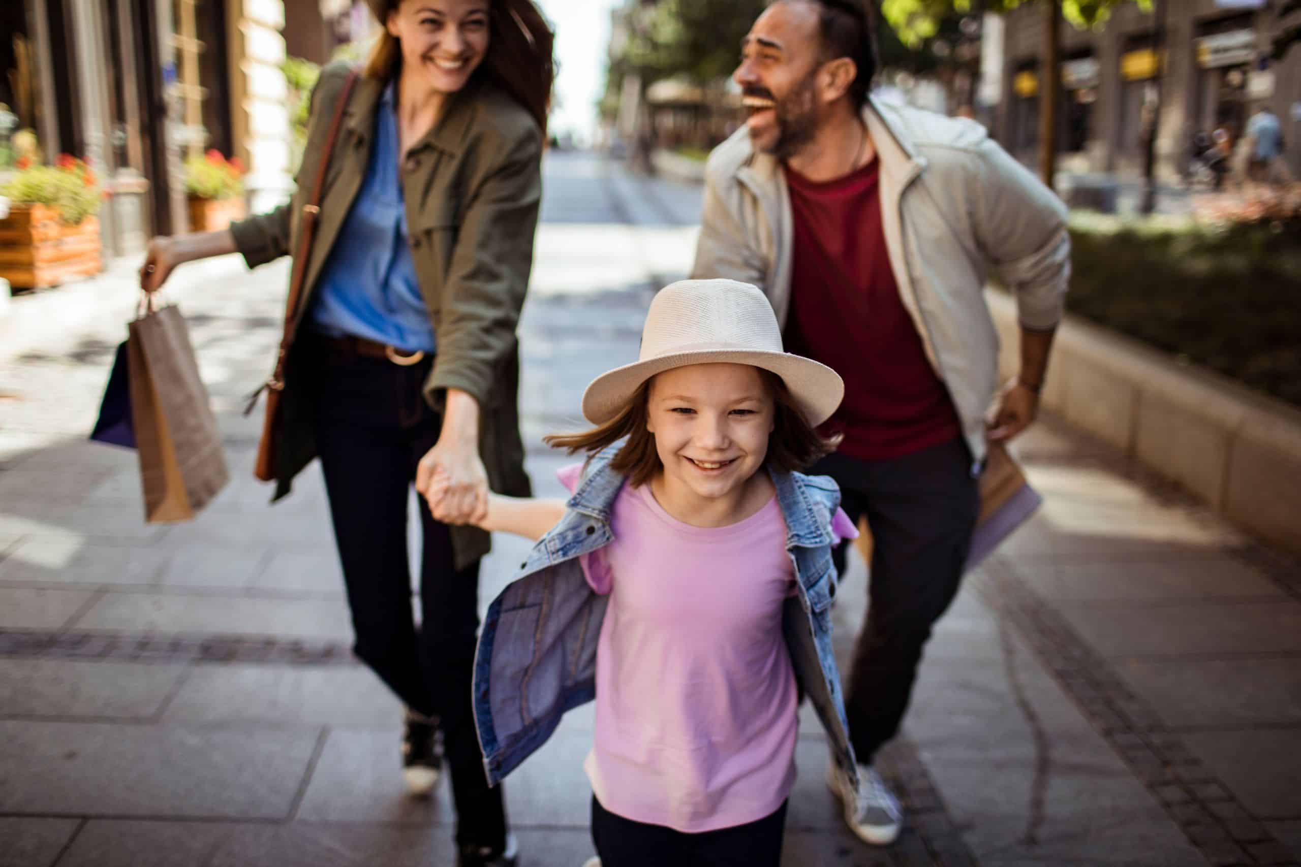 Voyagez à Montpellier avec vos enfants sans stress activités ludiques, parcs, musées et hébergements adaptés pour un séjour familial réussi.